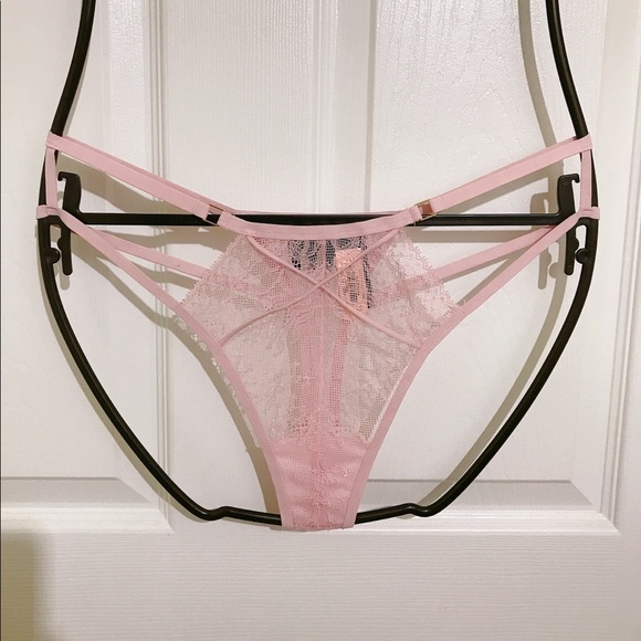 💖Victoria Secret SEXY Thong Panty - Picture 1 of 2